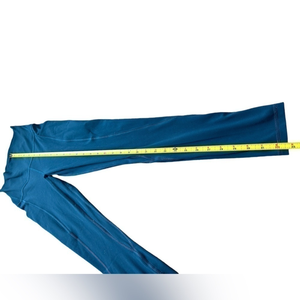 Lululemon Align High Rise Crop with Pockets 25" Size 2 Blue - Picture 8 of 10